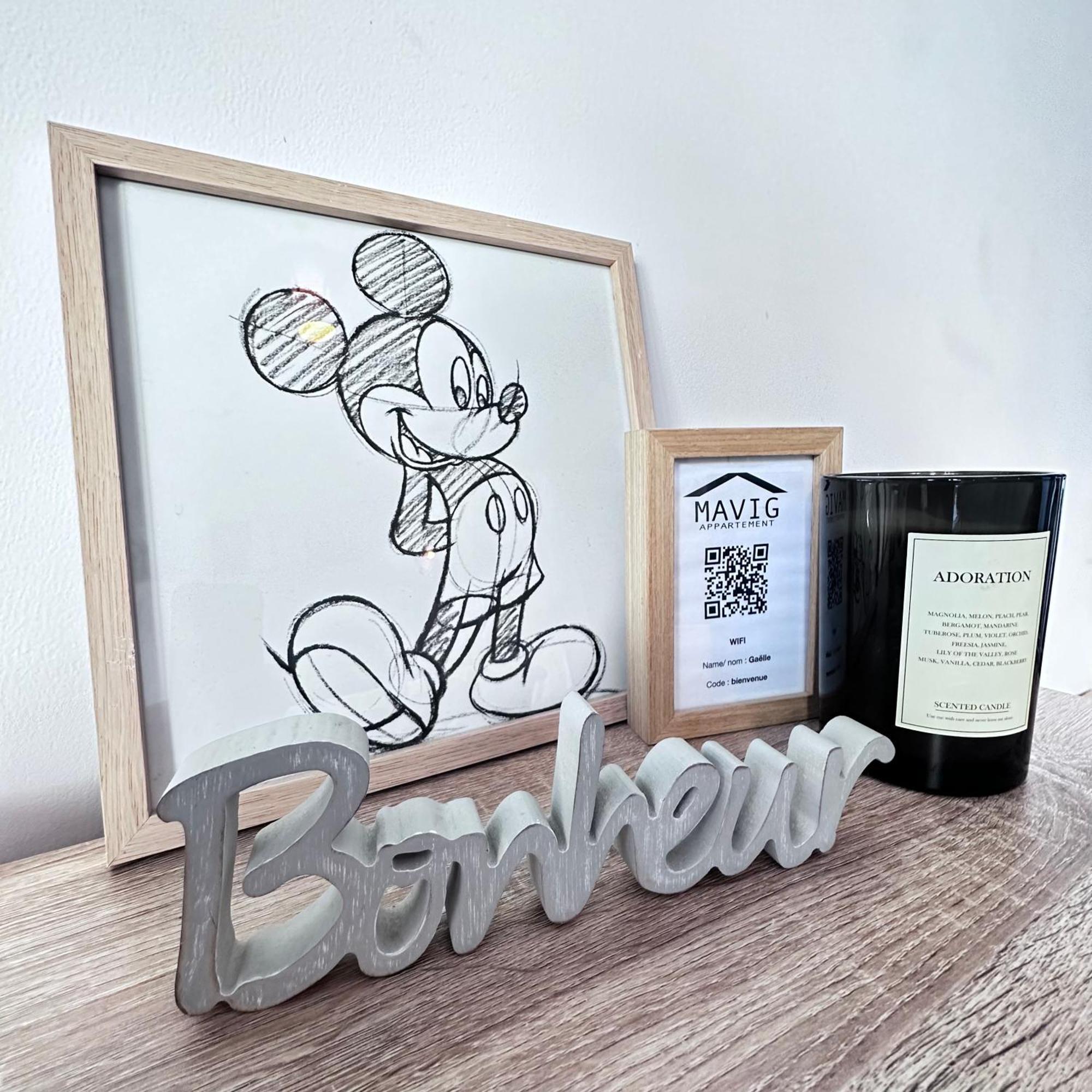 Beautiful Apartment * Parking* Disneyland 10 Min Монтеврен Екстер'єр фото
